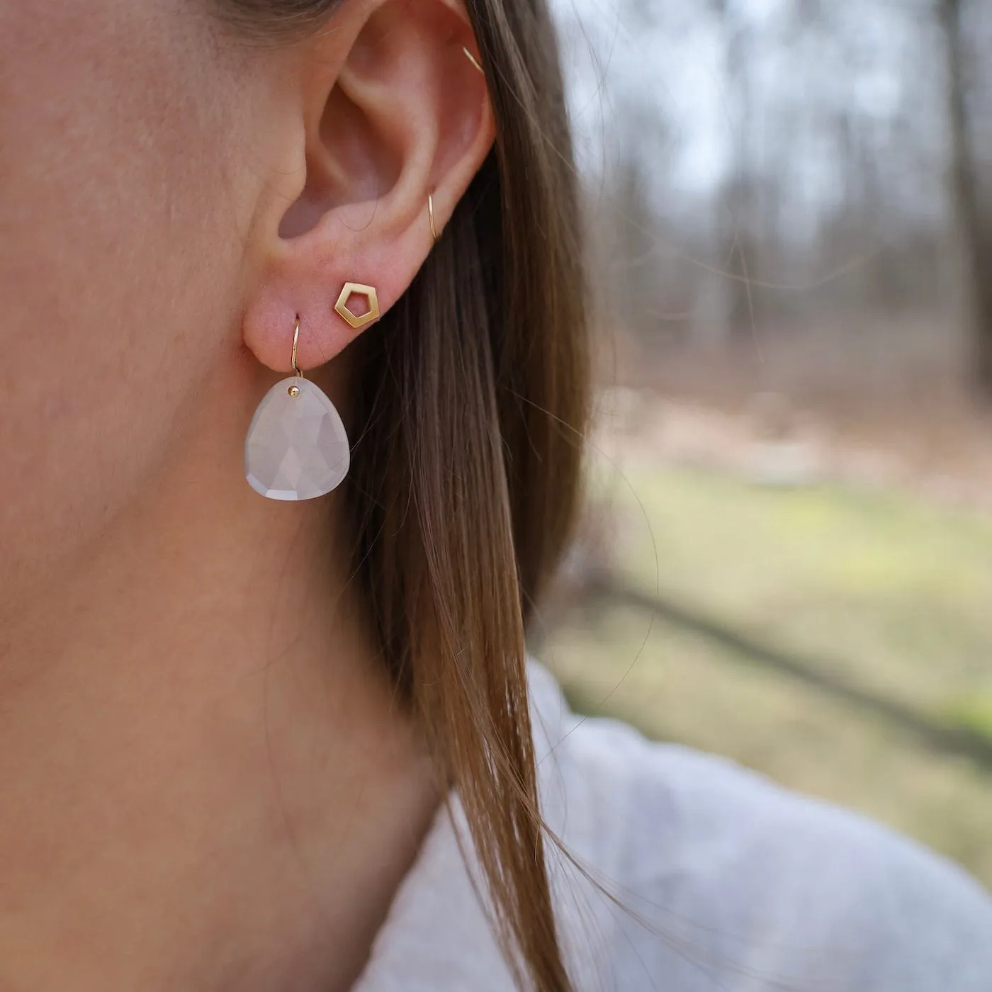 18k Yellow Gold Trillium Drop Earrings - Moonstone