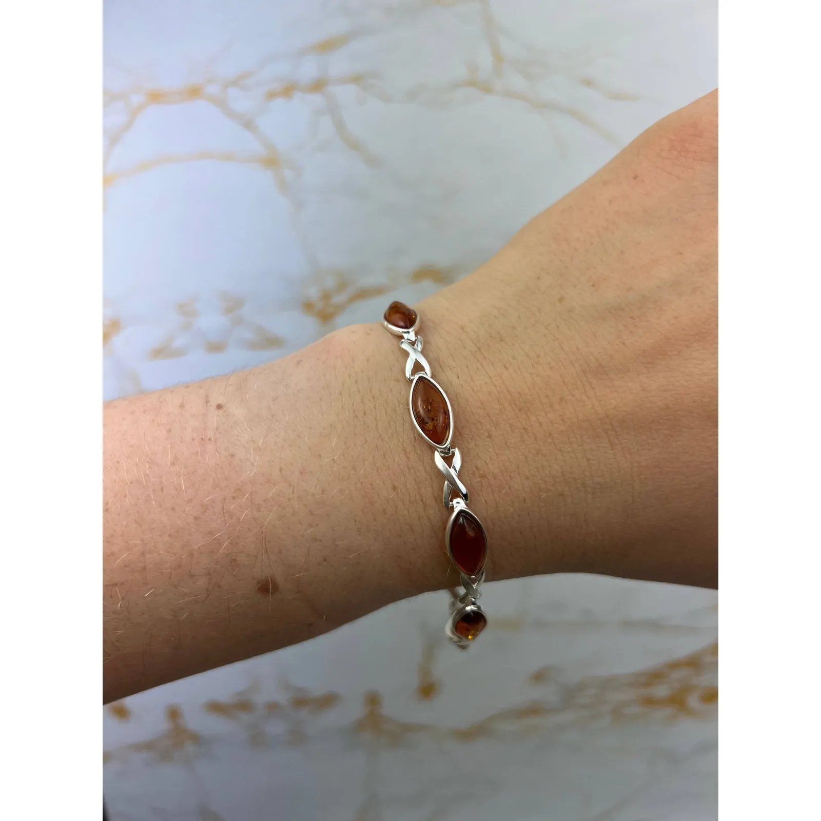 925 Sterling Silver & Genuine Baltic Amber Infinity Classic Bracelet 19.5 cm  - GL561