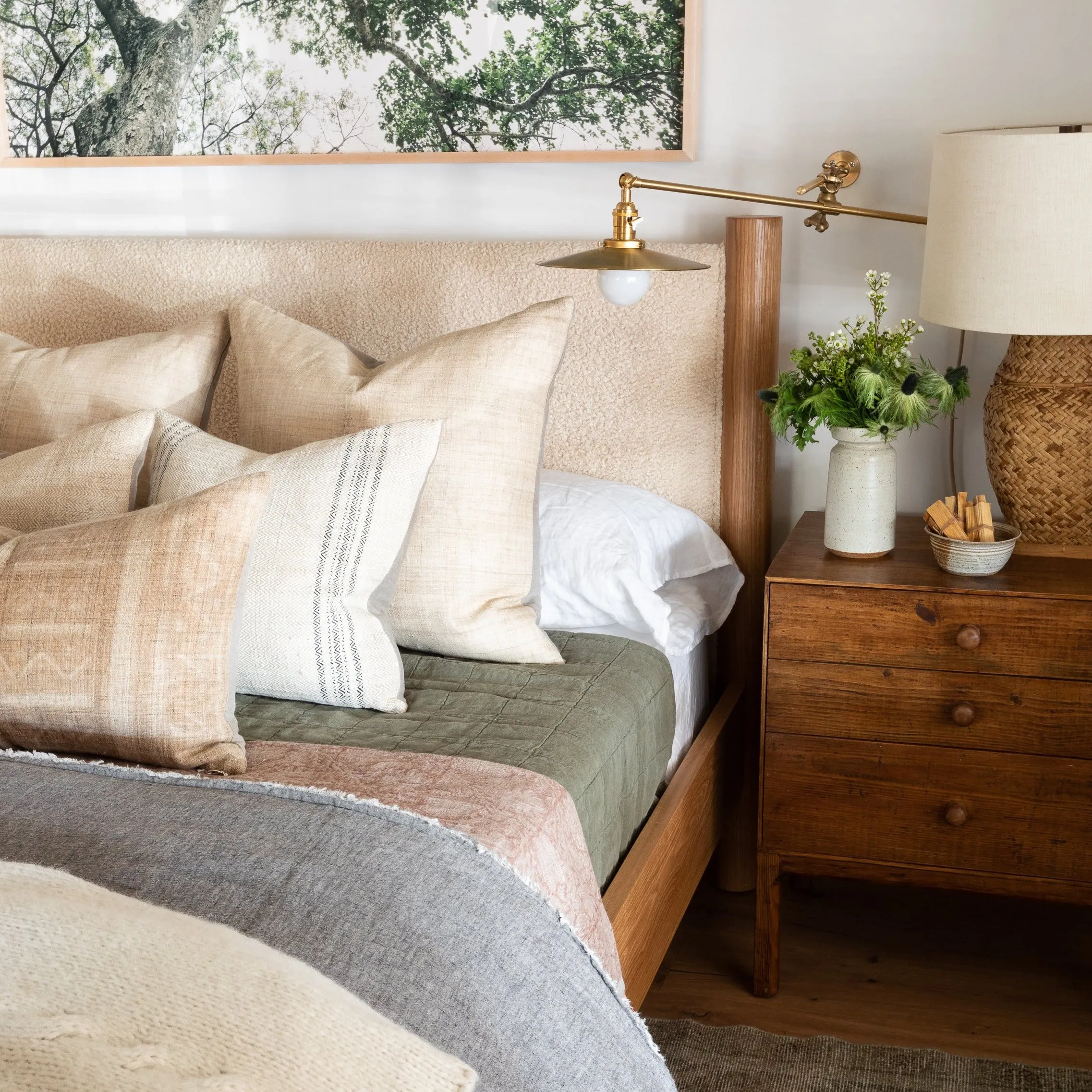 Amber Bed