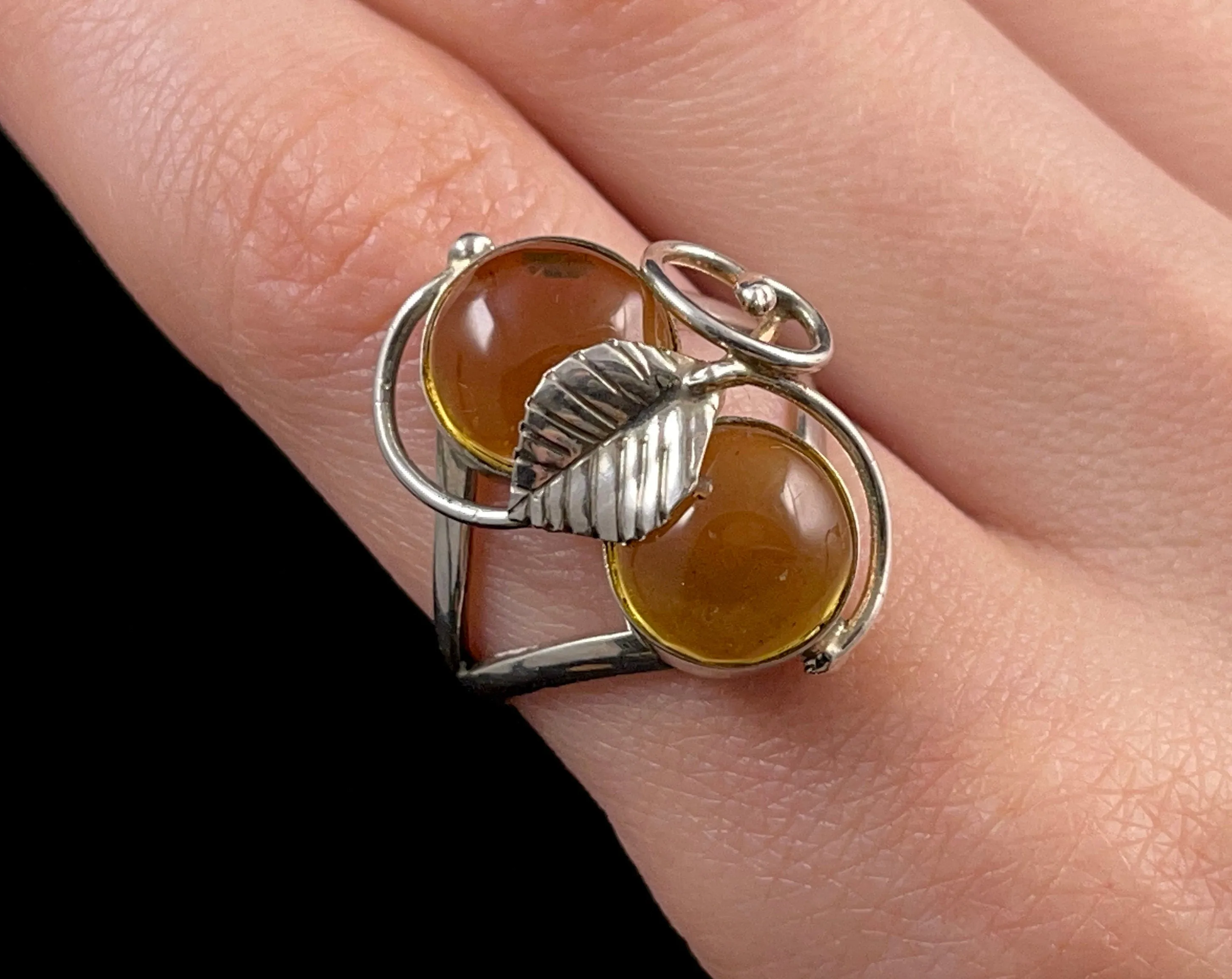 AMBER Ring, Leaf Pattern - Sterling Silver, Size 7 - Amber Stone, Crystal Ring, Handmade Jewelry, Healing Crystals and Stones,  52642