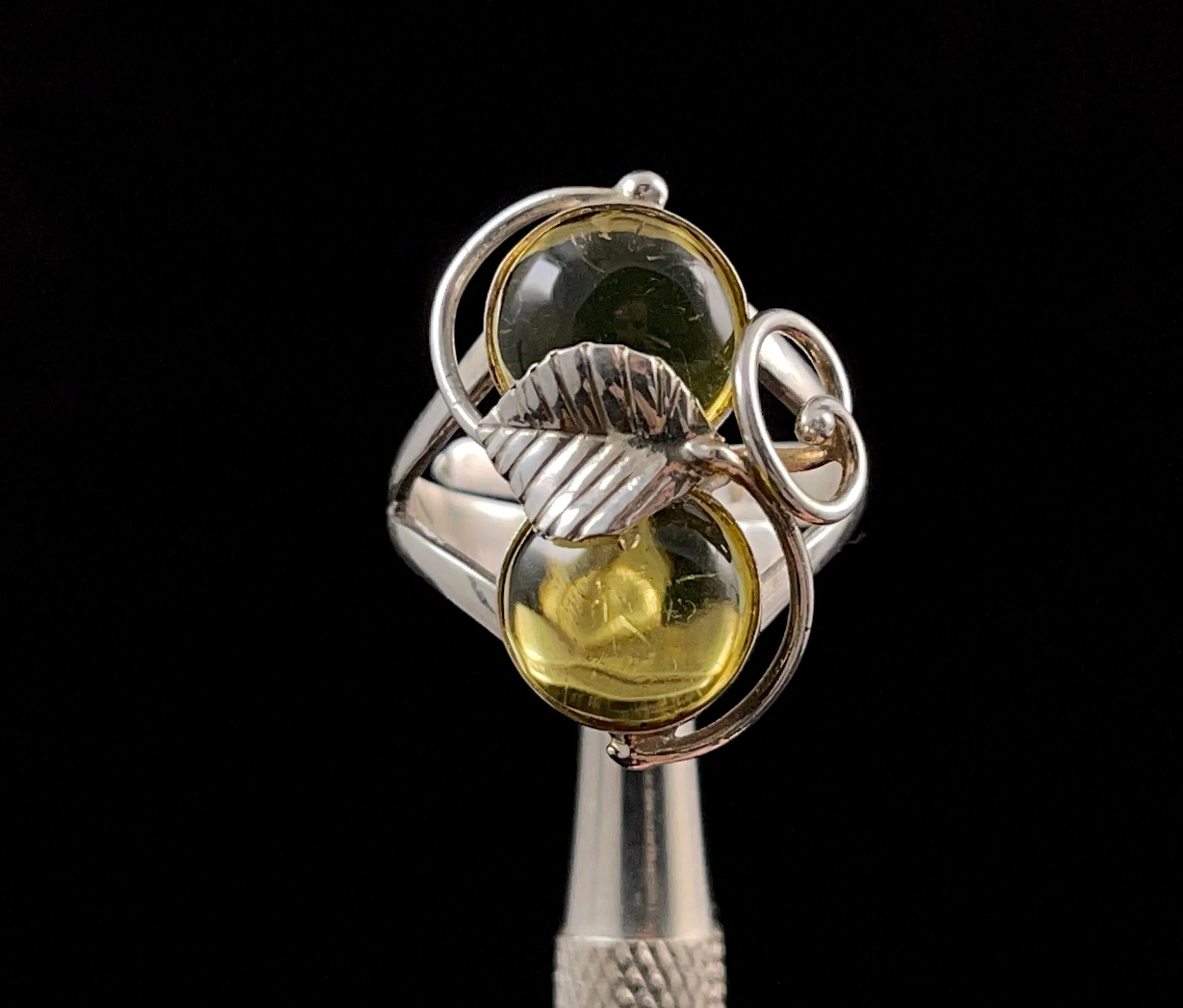 AMBER Ring, Leaf Pattern - Sterling Silver, Size 7 - Amber Stone, Crystal Ring, Handmade Jewelry, Healing Crystals and Stones,  52642