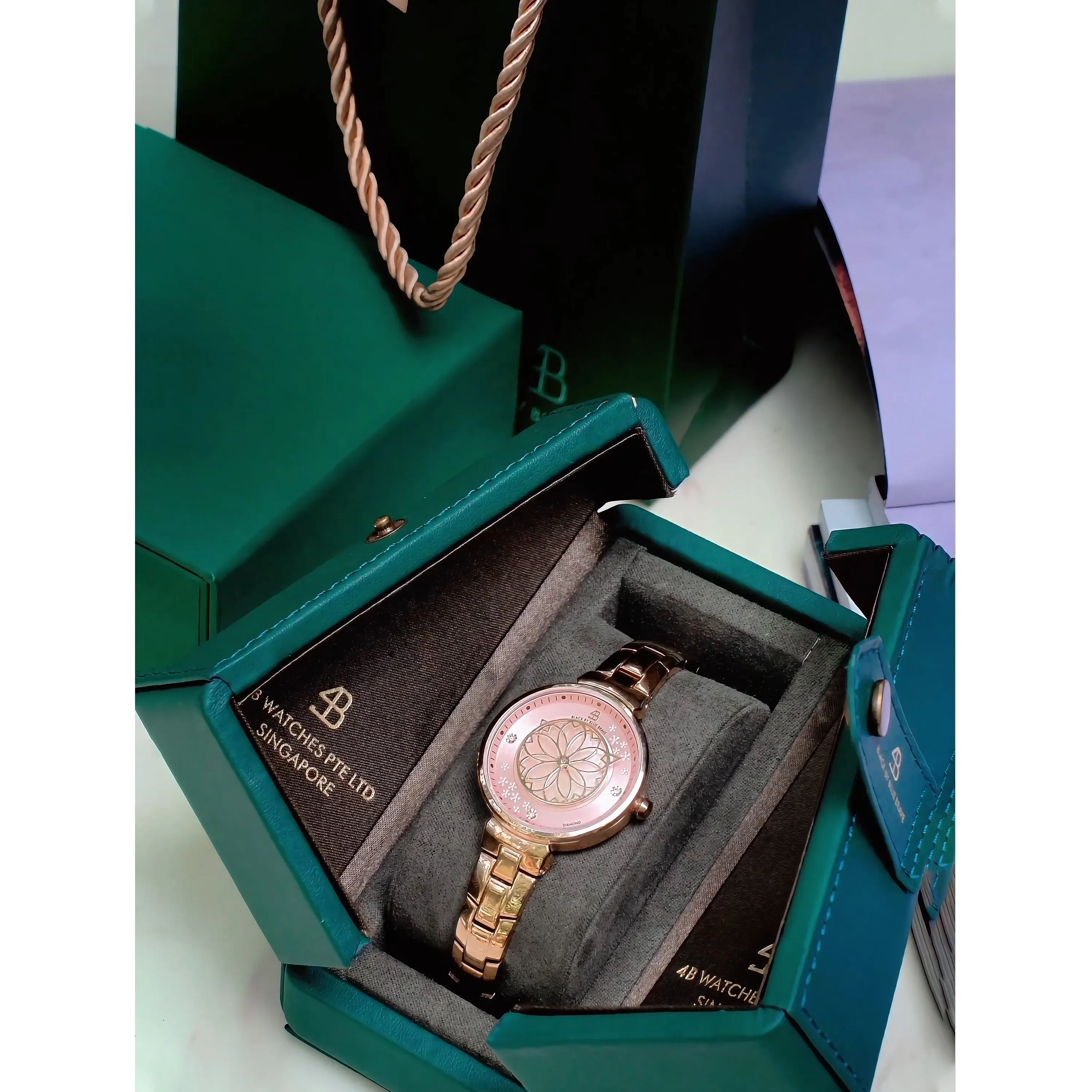 Cherry Blossom 32mm Pink Mother Of Pearl Dial Sakura Petal Hand Rose Gold Bracelet Watch