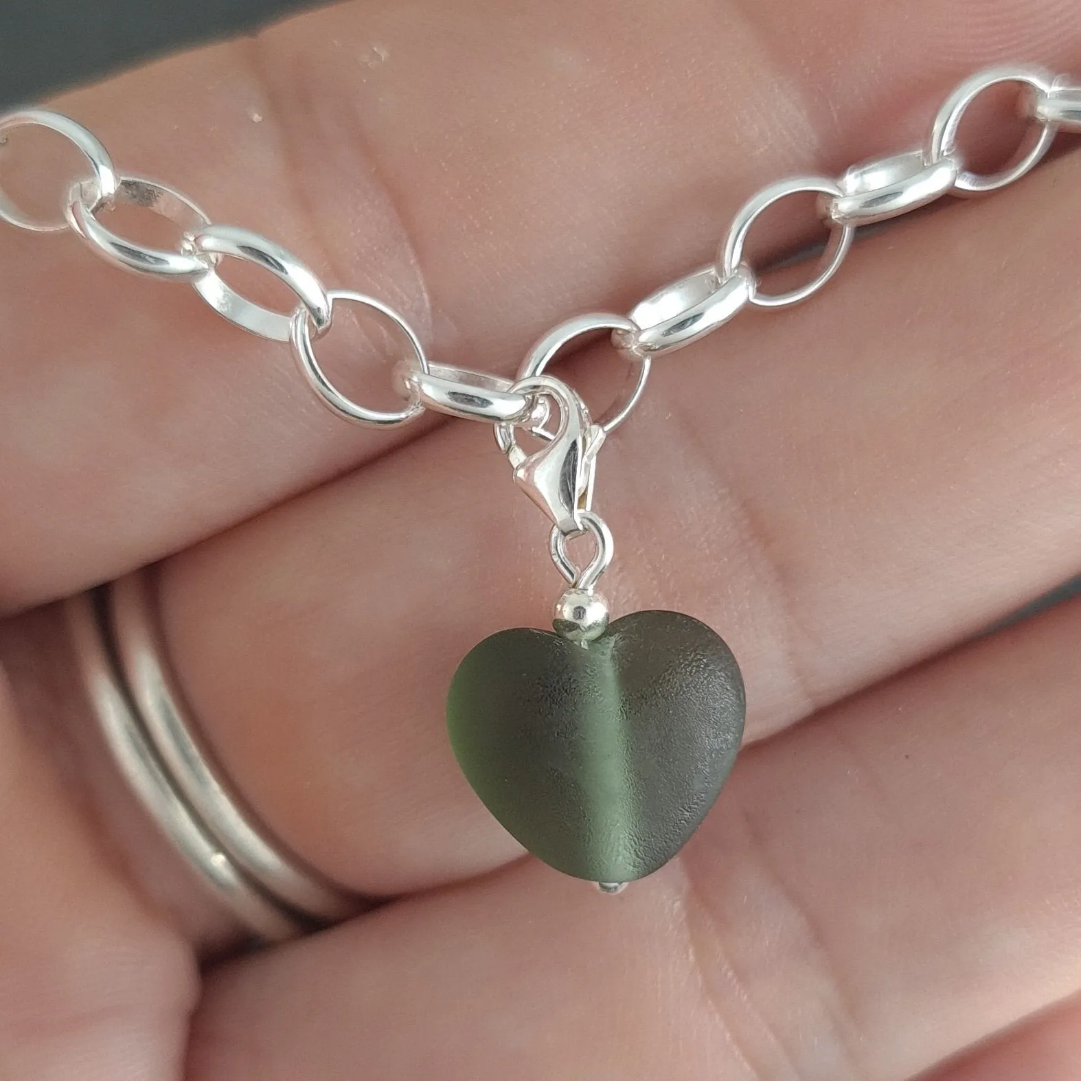 Cora Heart Clip on Charm - Velvet & Gloss Collection