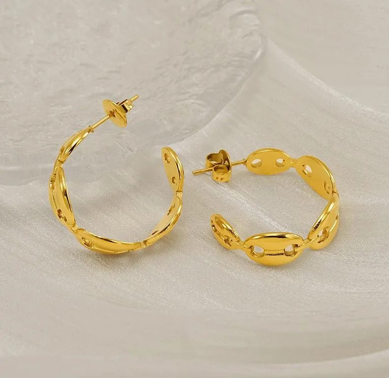 Elegant Gold Chain-Link Hoop Earrings – Trendy Fashion Statement