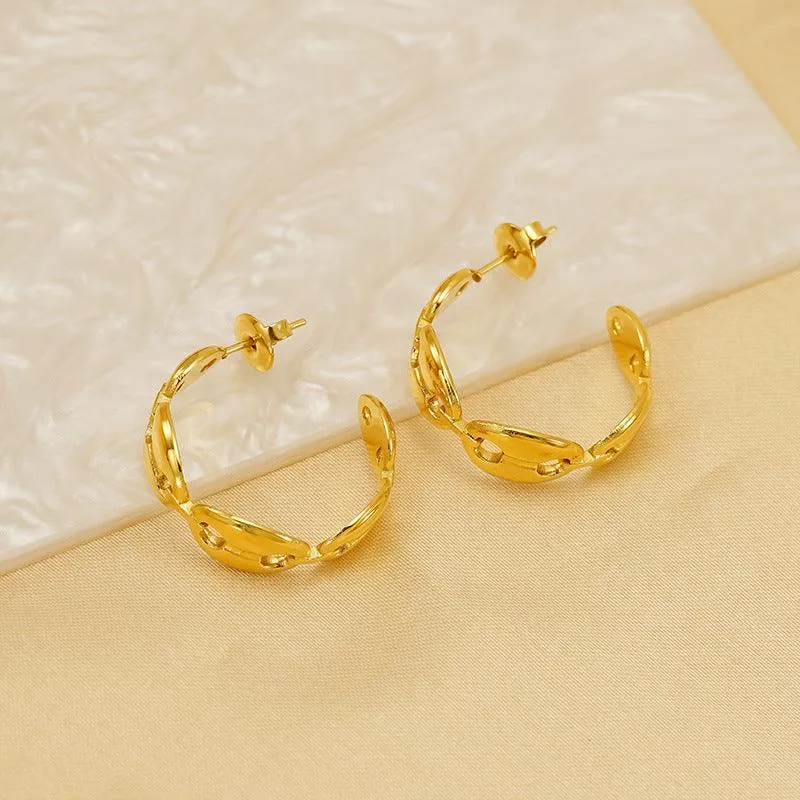 Elegant Gold Chain-Link Hoop Earrings – Trendy Fashion Statement