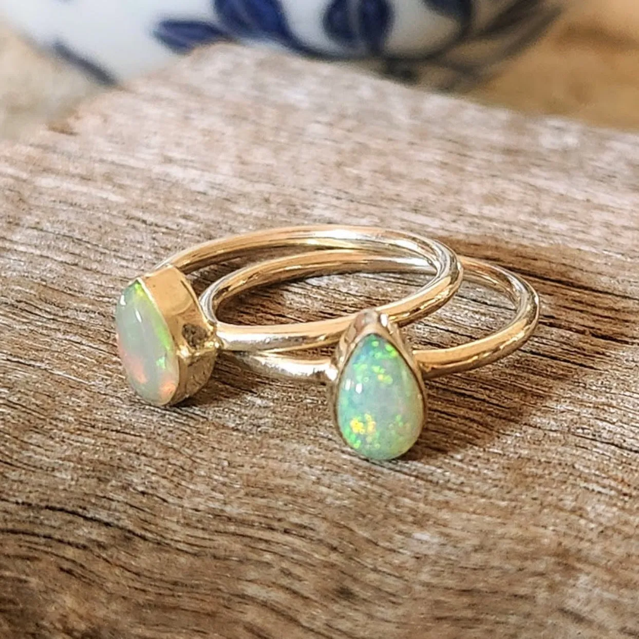 OPAL TEAR - 925 AUSTRALIAN OPAL RING
