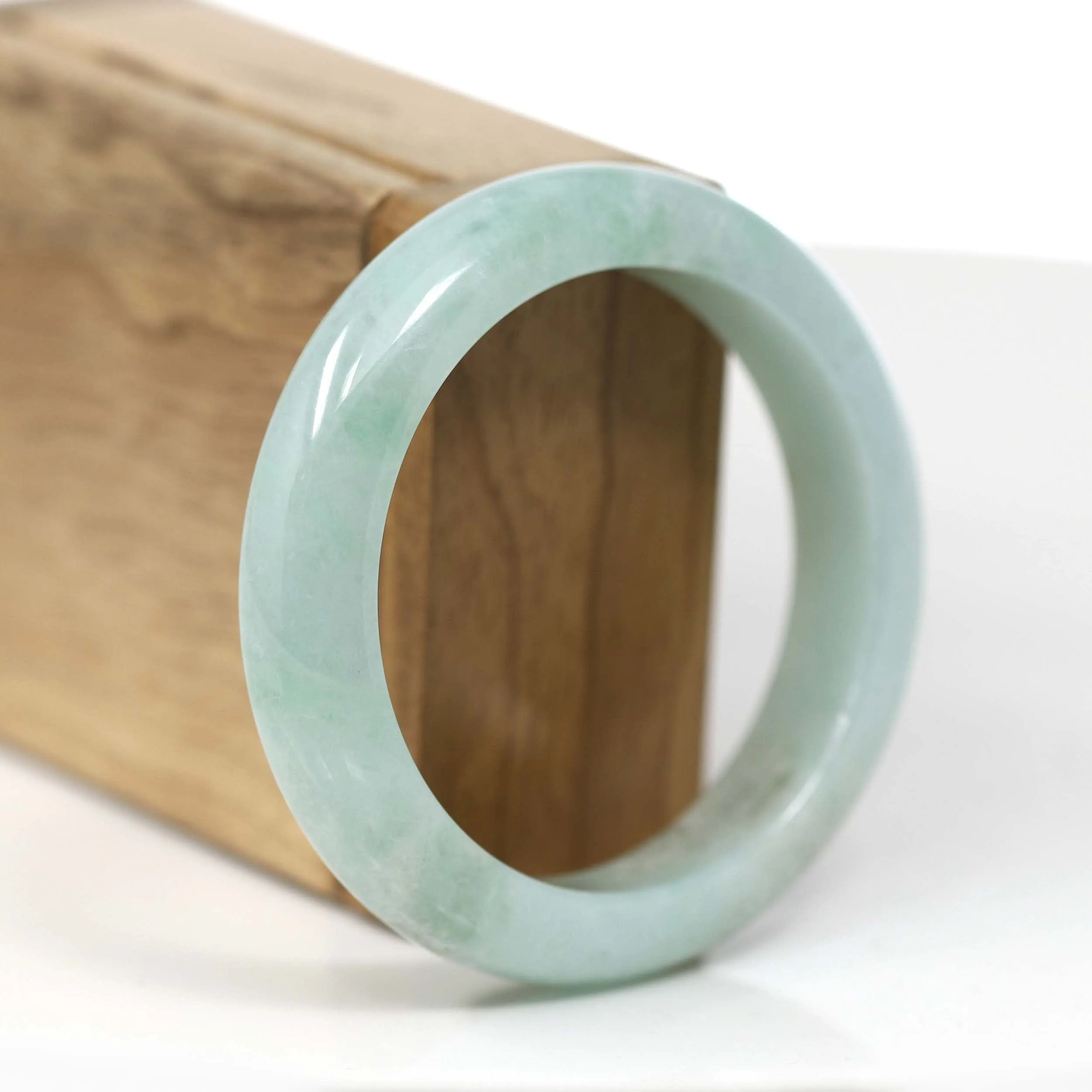 RealJade® Co. Classic Light Green Burmese Jadeite Jade Bangle (54.67 mm) T182