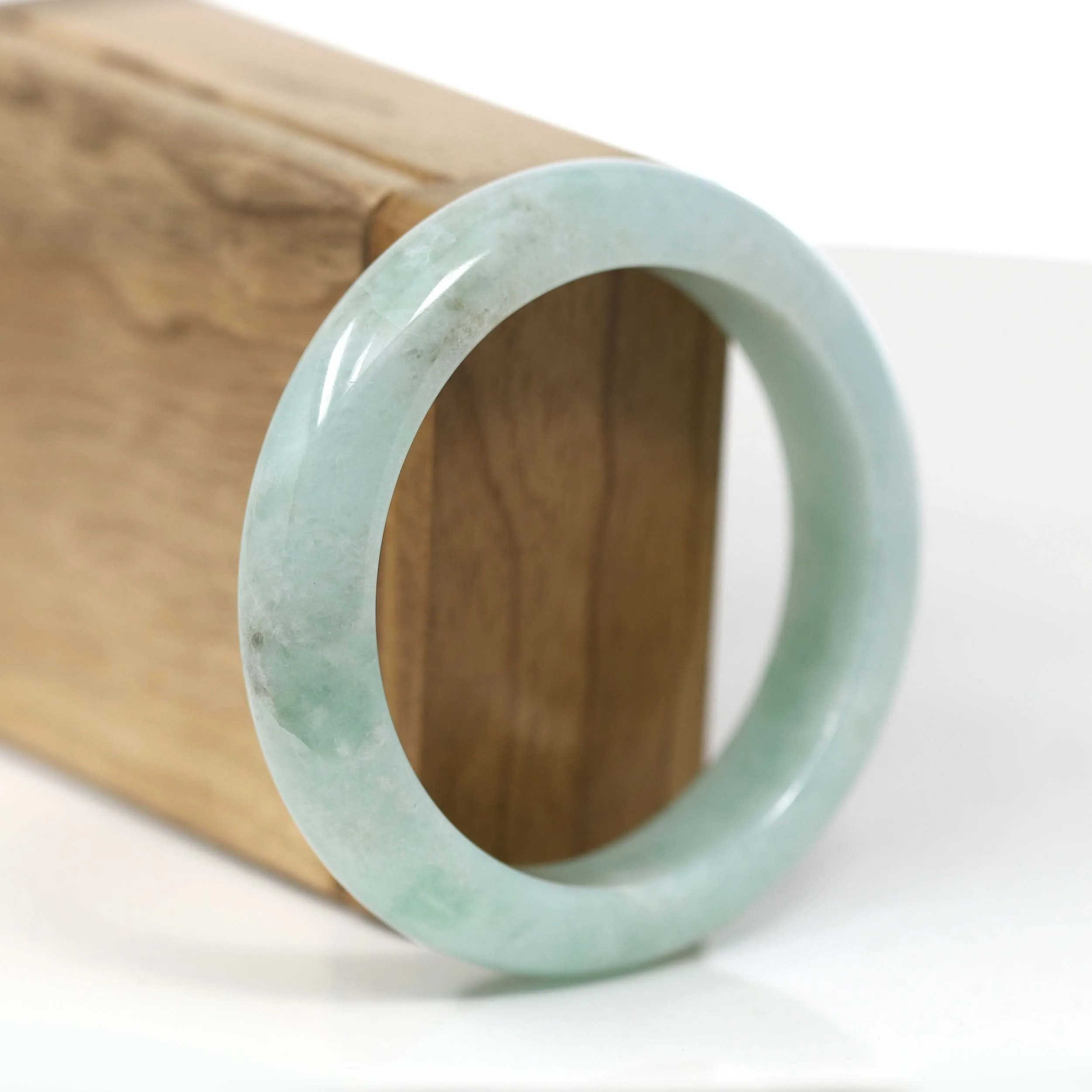 RealJade® Co. Classic Light Green Burmese Jadeite Jade Bangle (54.67 mm) T182