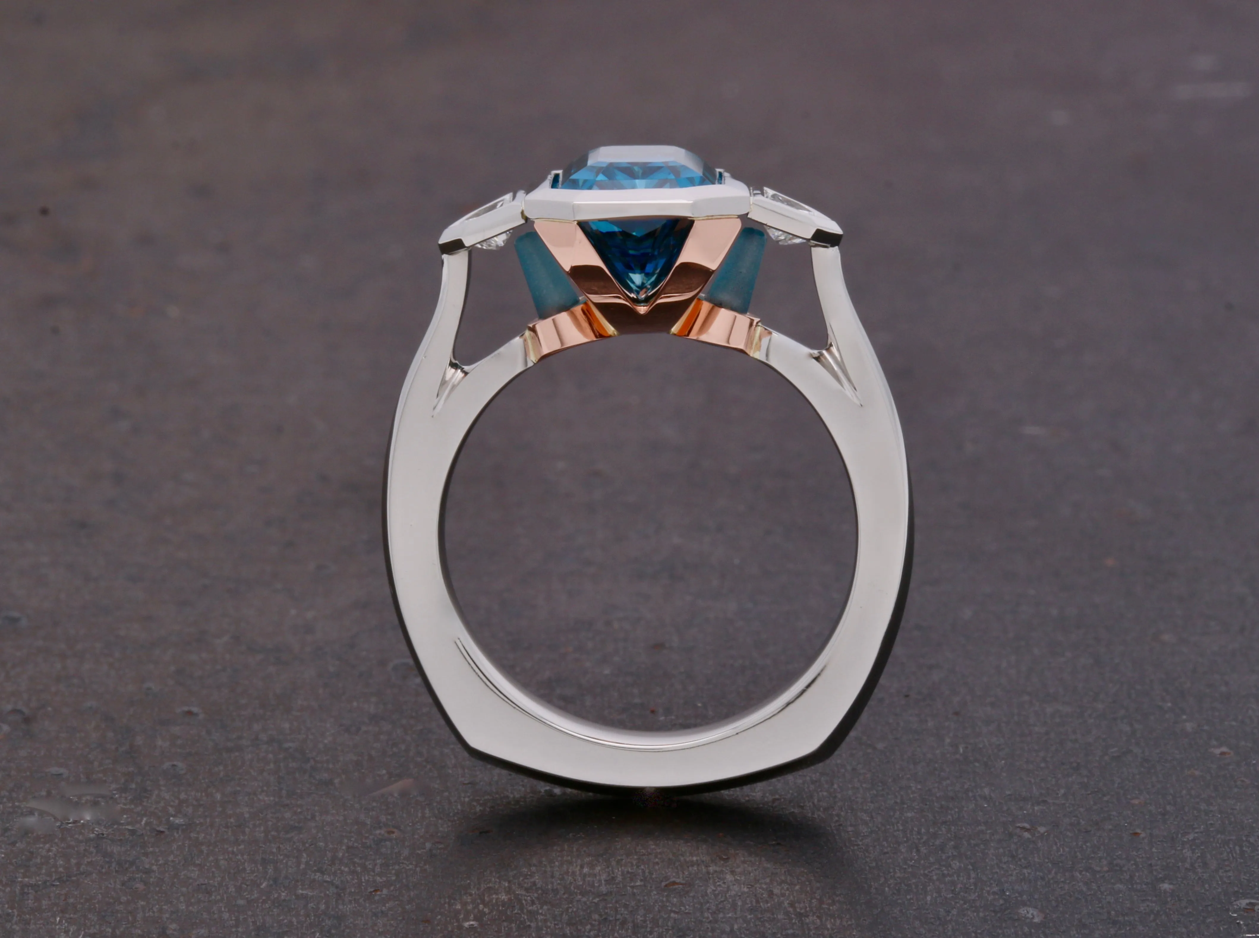 Varalyna Ring