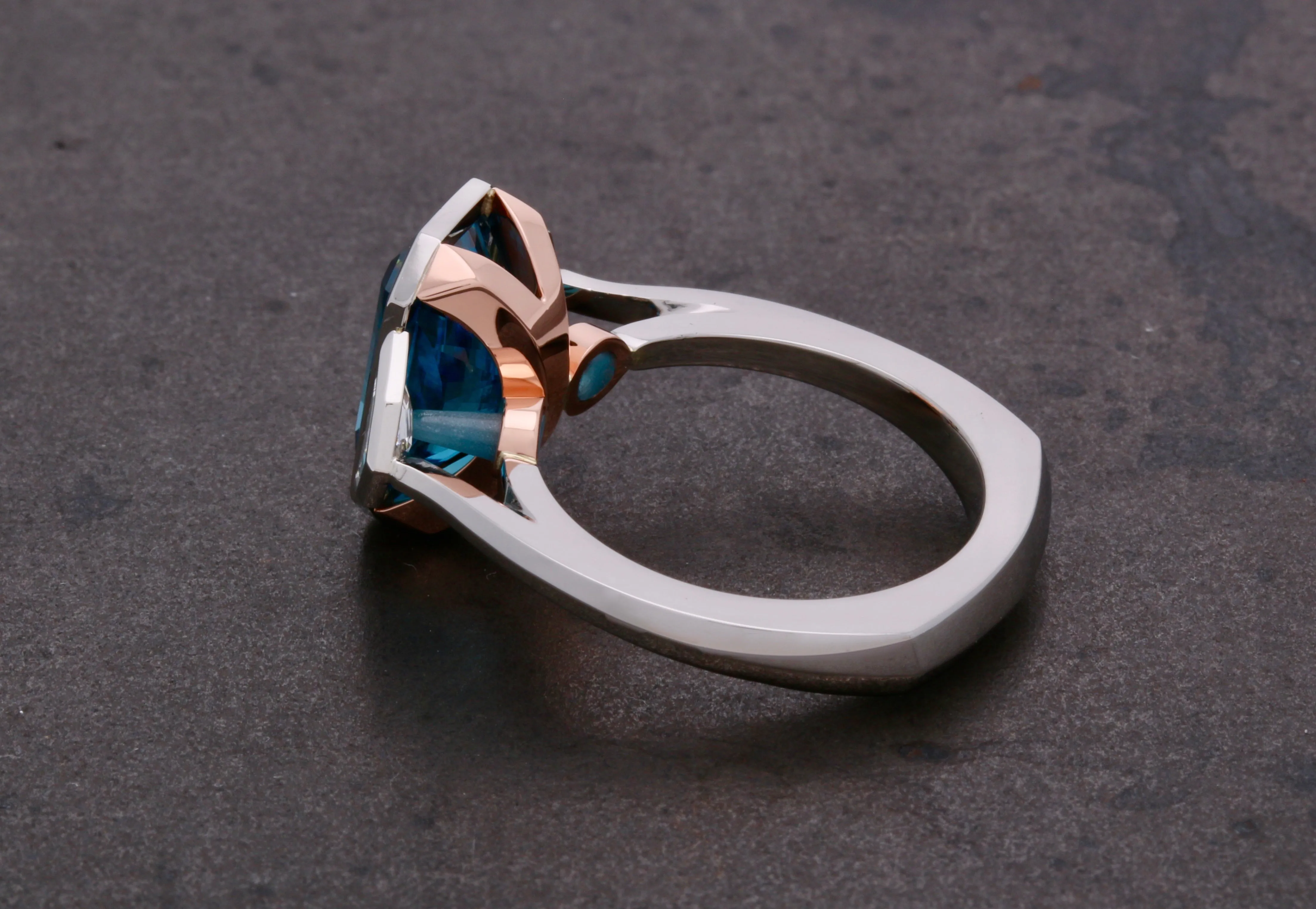 Varalyna Ring