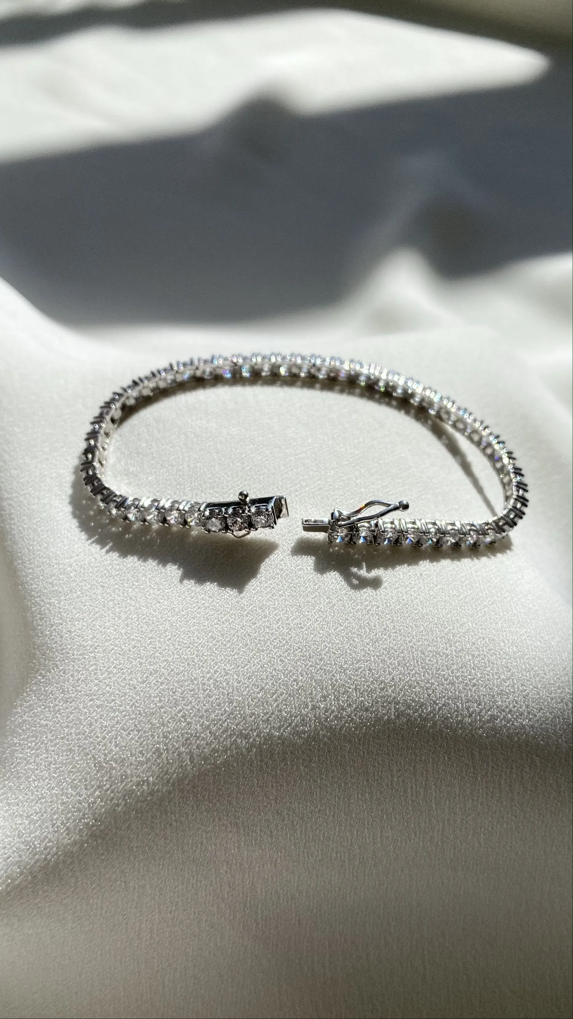 Vianne Round Prong Tennis Bracelet Silver