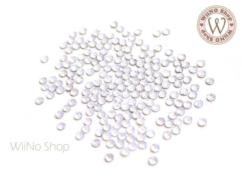 White Opal Round Flatback Crystal (ss3-ss12)